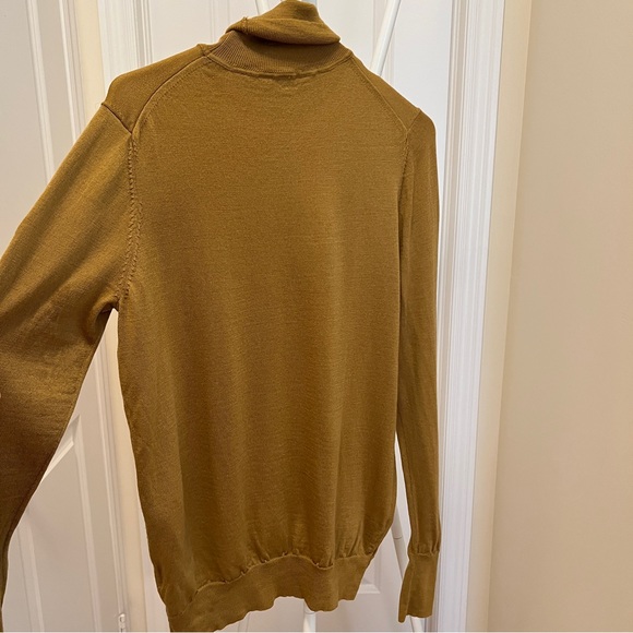 Uniqlo merino wool sweater - Picture 3 of 3